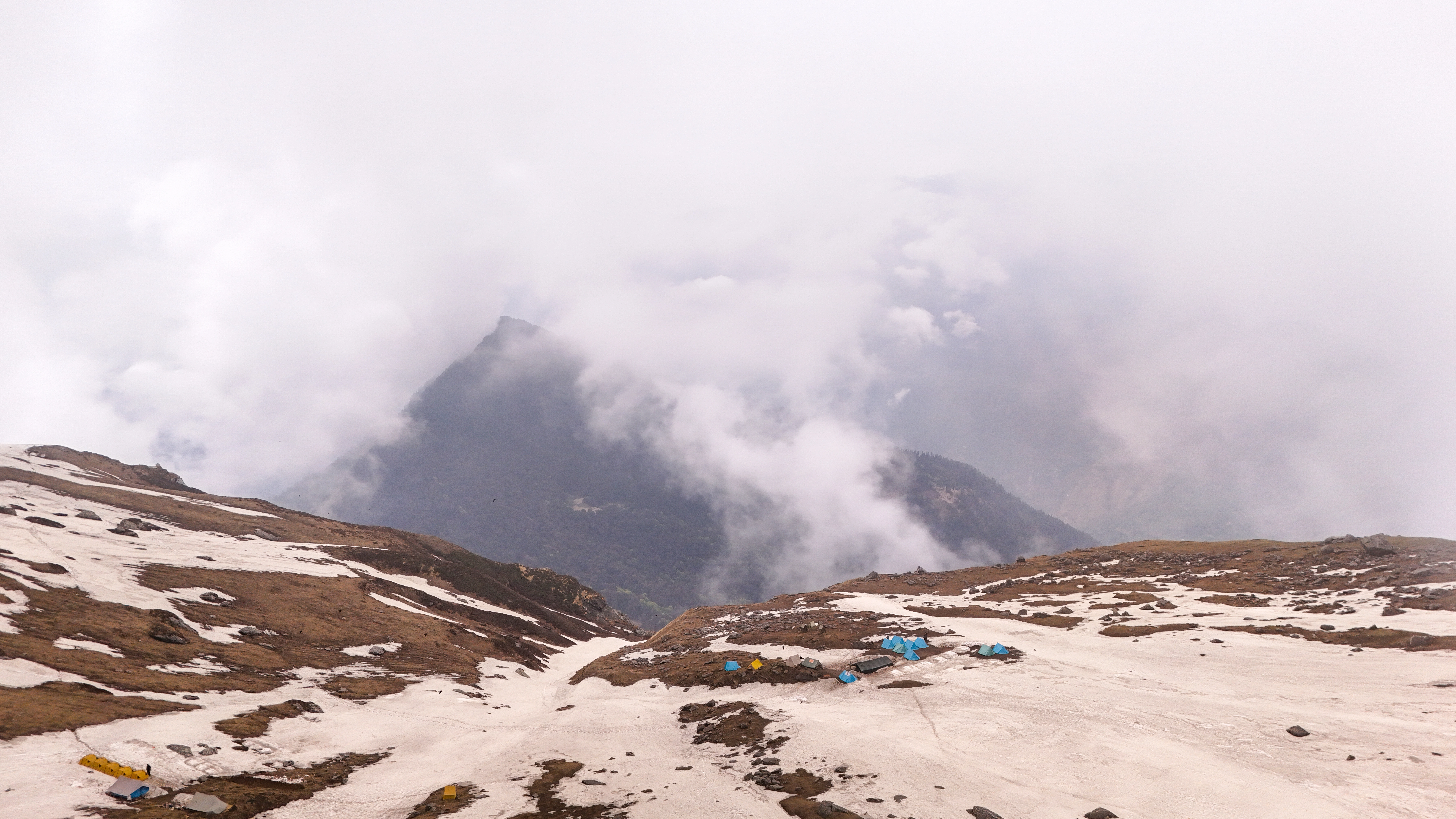 Trek from Nagaru to Biskeri via Sar Pass