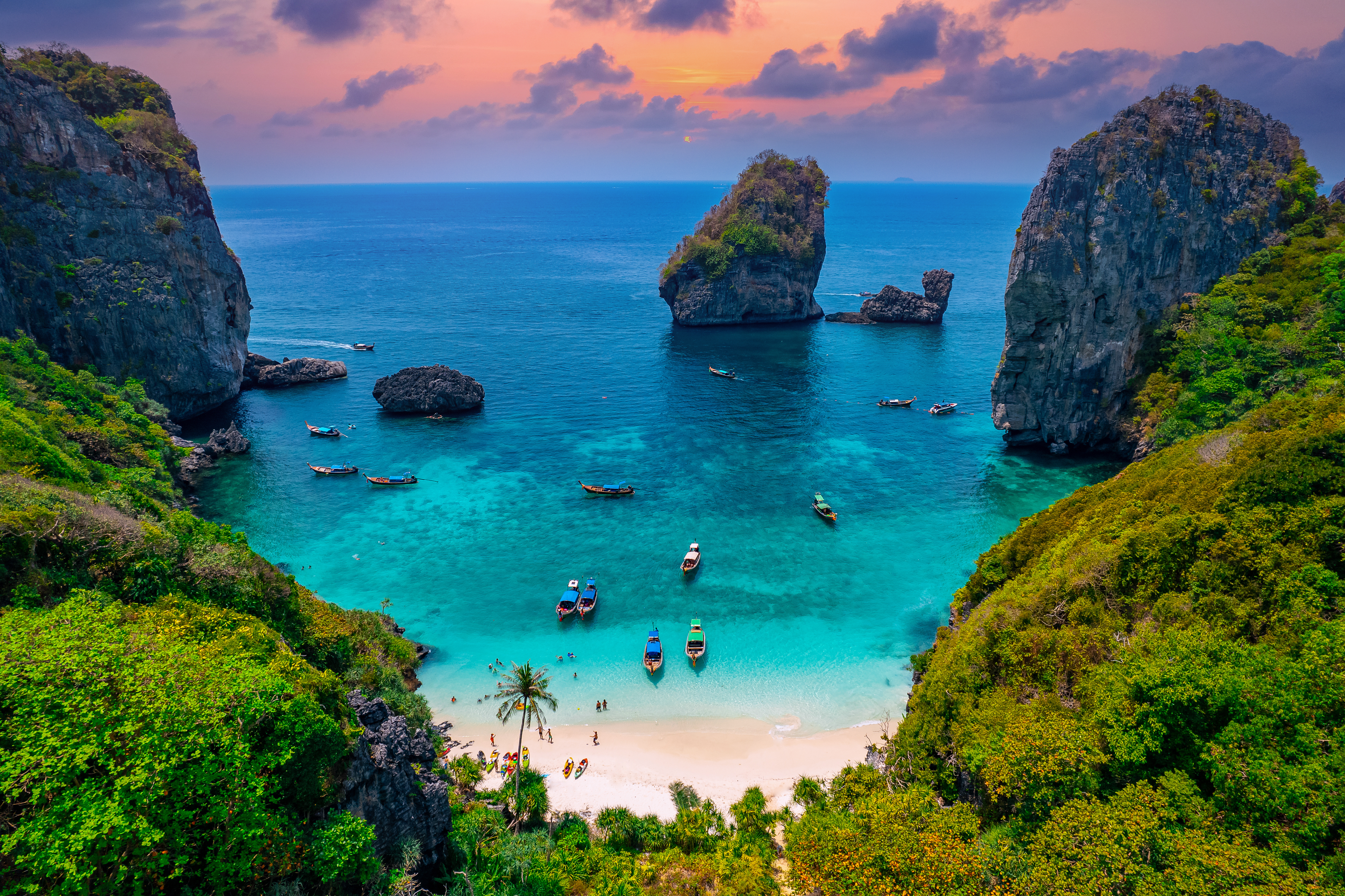 Krabi 4 Islands Tour by Big Long-tail Boat