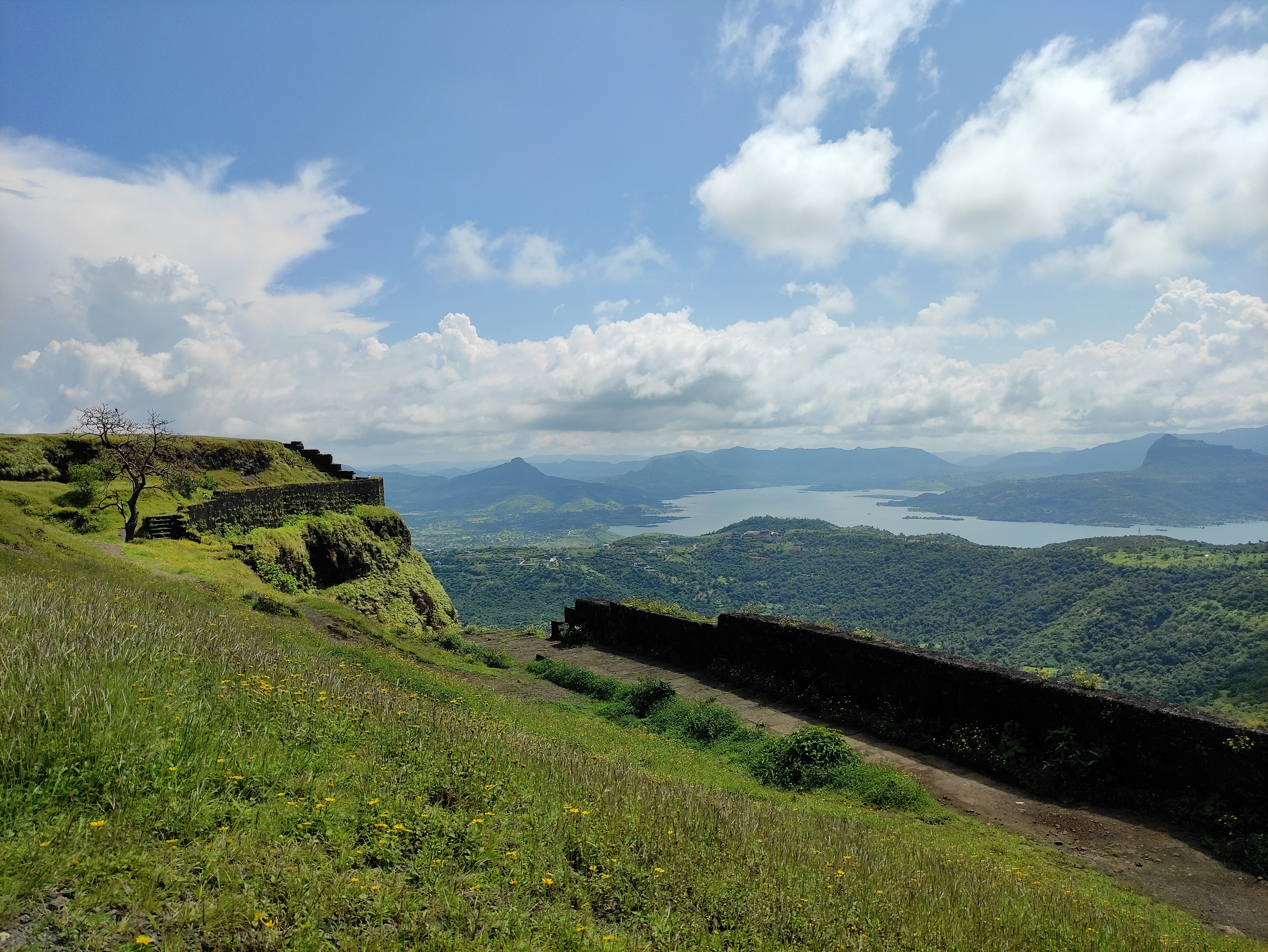 lohagad fort trek