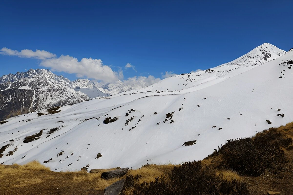 Pangarchulla Peak Trek